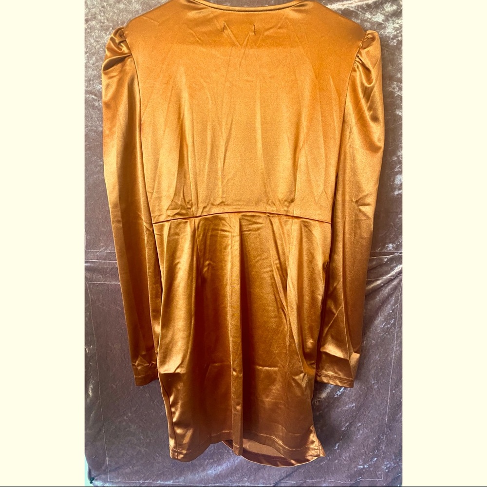 Orange Satin dress 🧡 - Picture 2 of 2